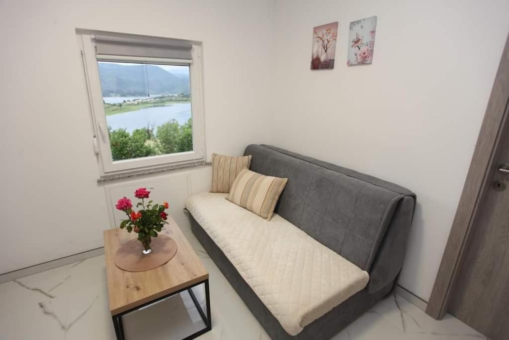 Apartmani Venecia Prozor Εξωτερικό φωτογραφία