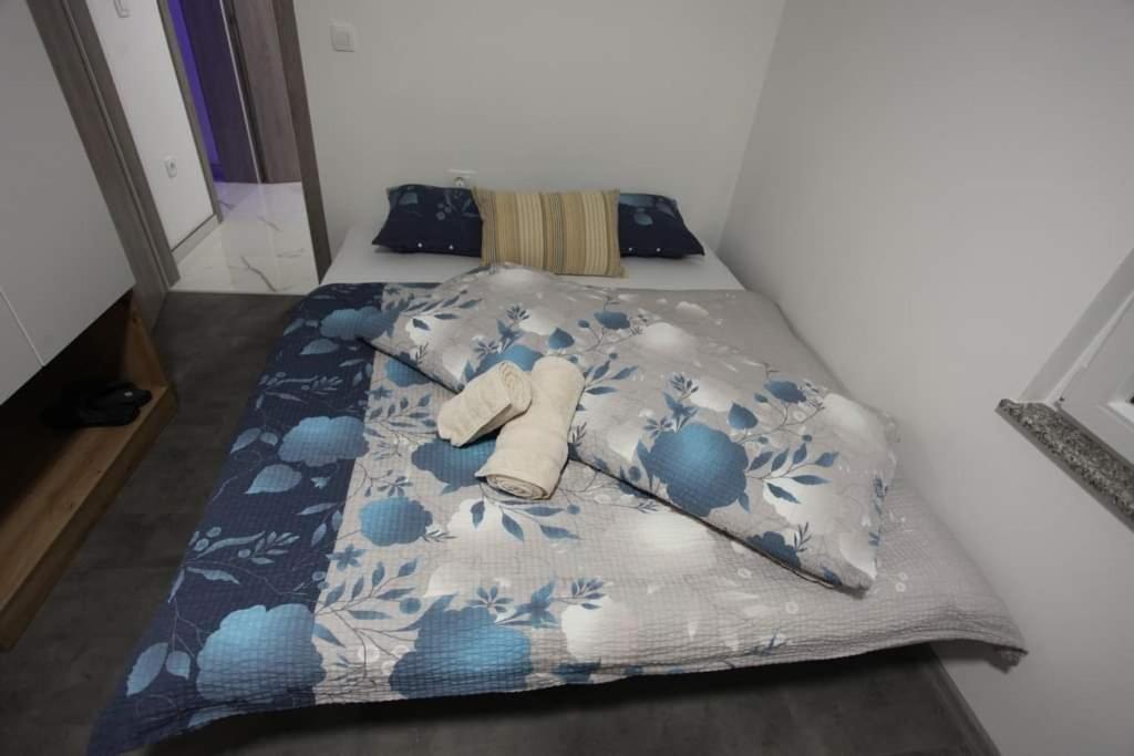 Apartmani Venecia Prozor Εξωτερικό φωτογραφία