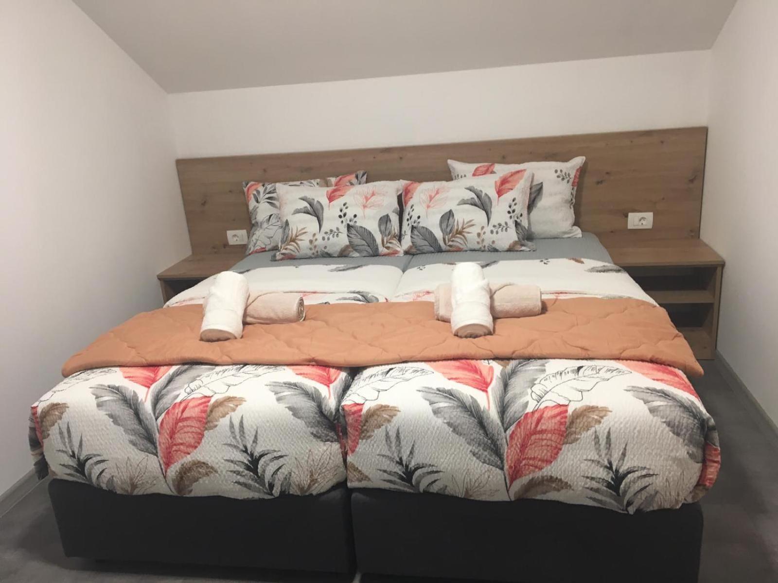 Apartmani Venecia Prozor Εξωτερικό φωτογραφία