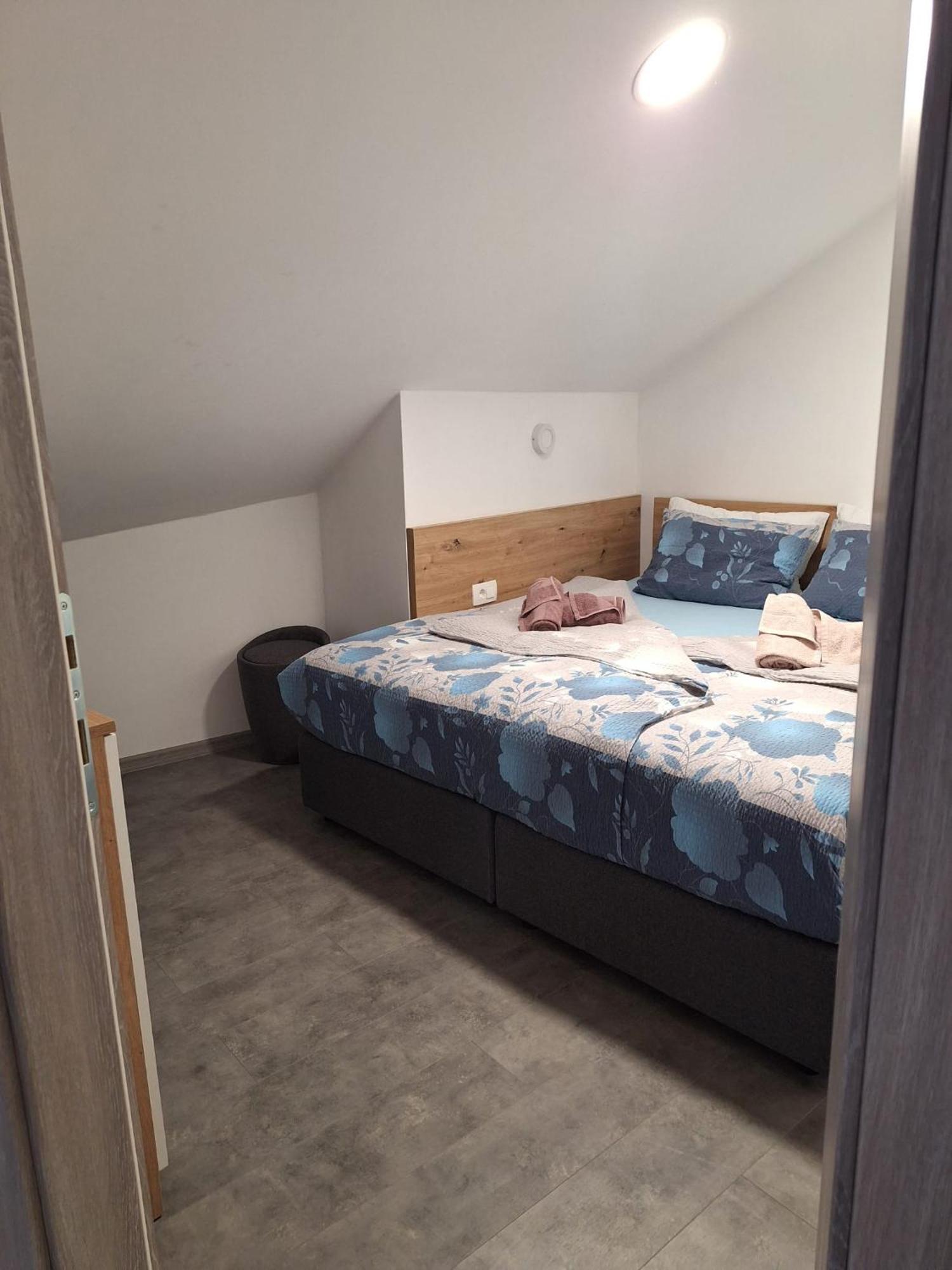 Apartmani Venecia Prozor Εξωτερικό φωτογραφία